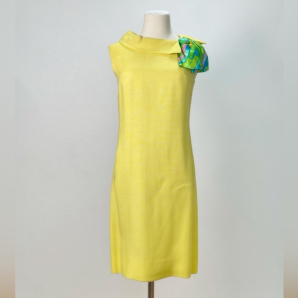 🌼 **Vintage 1960s Jerry Silverman Yellow Sleeveless Linen Sheath Dress** 🌼